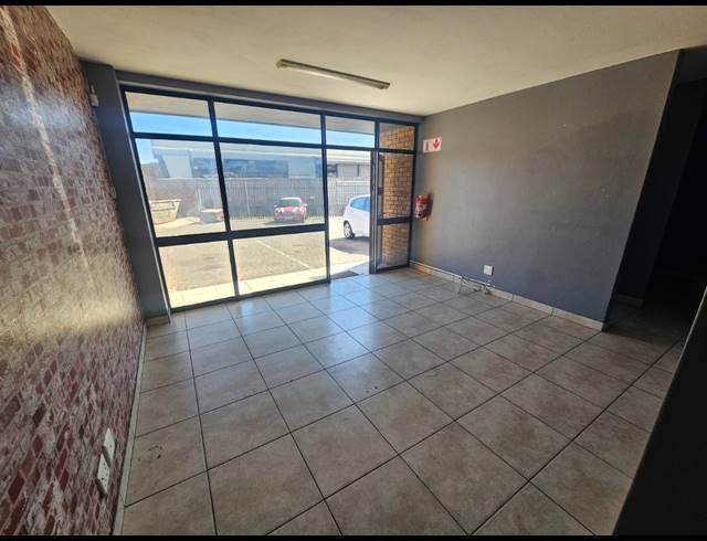 340M² WAREHOUSE FOR SALE IN ANDERBOLT